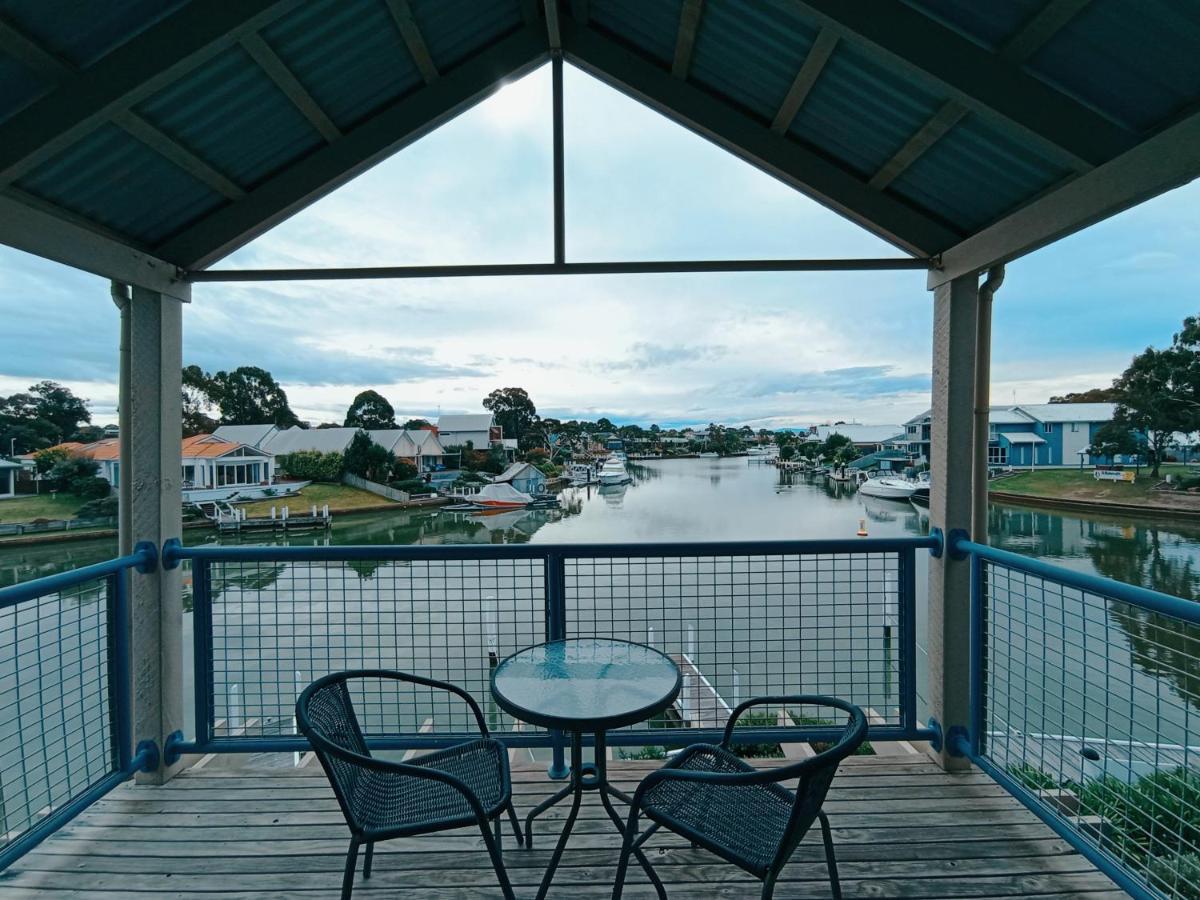 The View - Captains Cove Waterfront Resort Paynesville Dış mekan fotoğraf